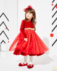 czerwona dziewczęca sukienka